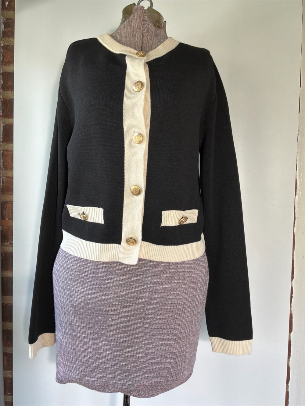 H&M Black Fine Knit Cardigan Cream Trim /Gold Toned Metallic Buttons Size Medium